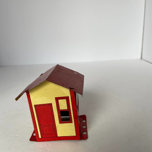 Gilbert Erector Metal Tin Red House/Shed Toy Set Piece Building Part Vintage - Picture 4 of 15